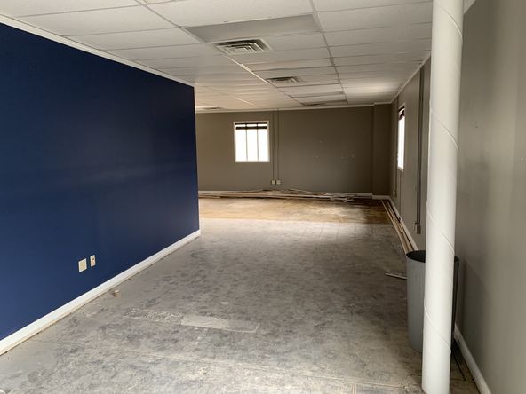 Attractive Investment Opportunity or High Visibility Space for Lease: 1040 2nd St, Columbus, IN 47201